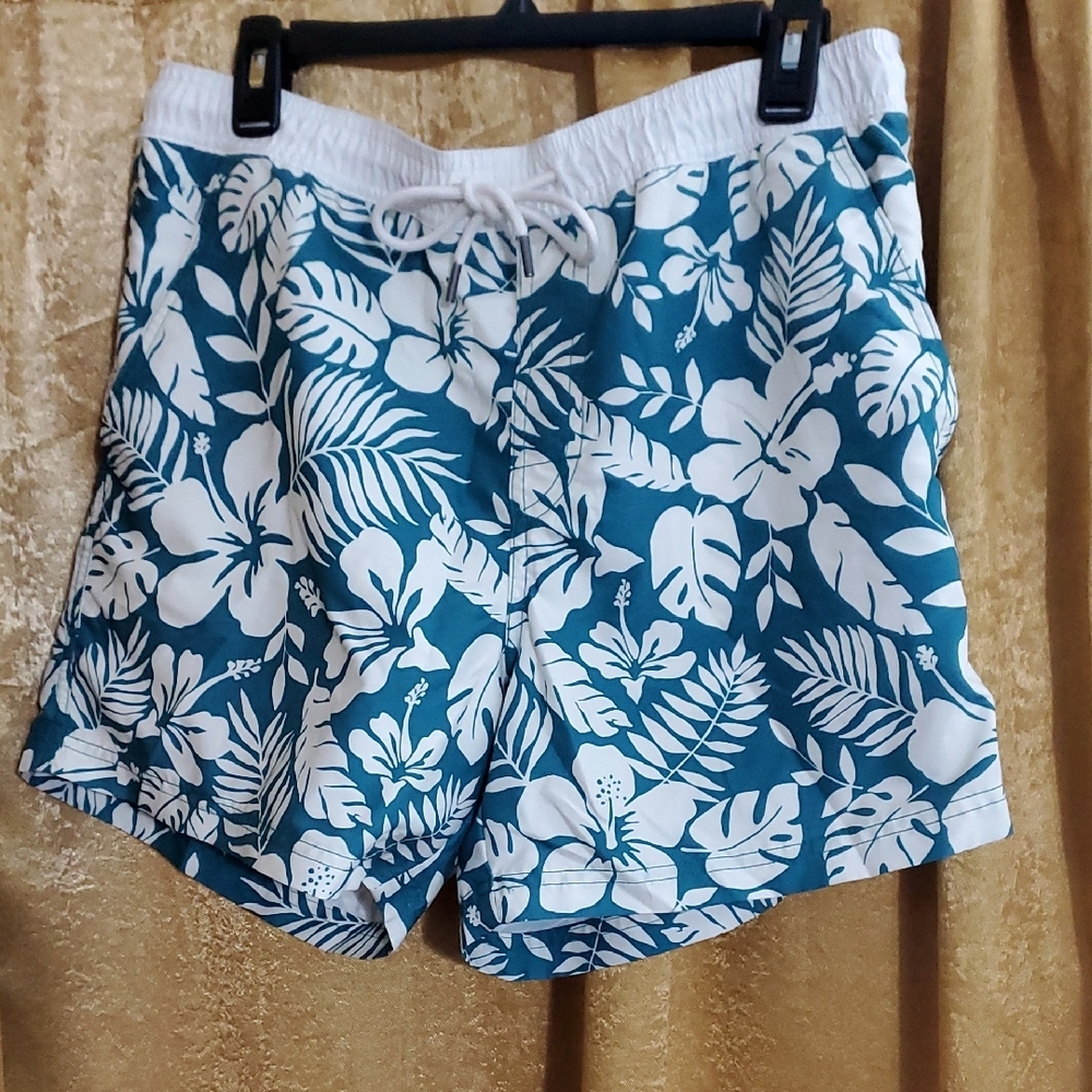 American Eagle Men’s Tropical Swim Trunks - Size Medium